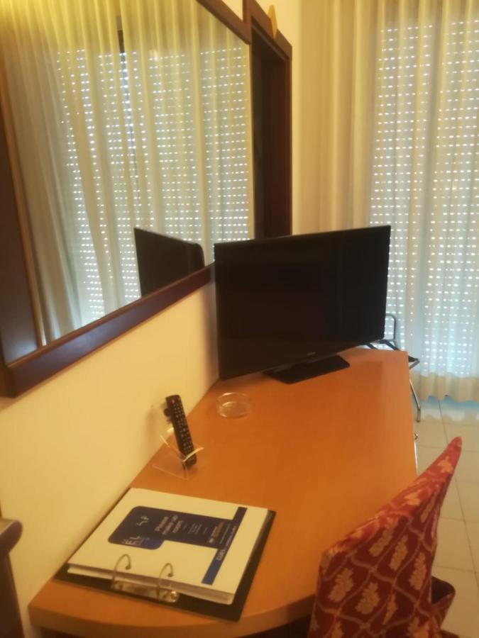 Hotel Europa Beach Village Джулианова Экстерьер фото