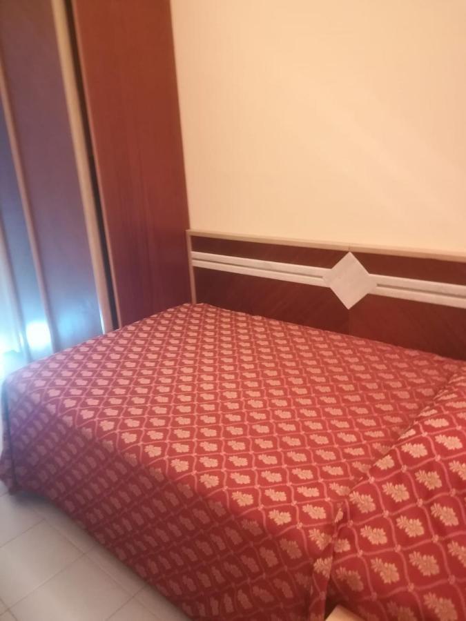 Hotel Europa Beach Village Джулианова Экстерьер фото