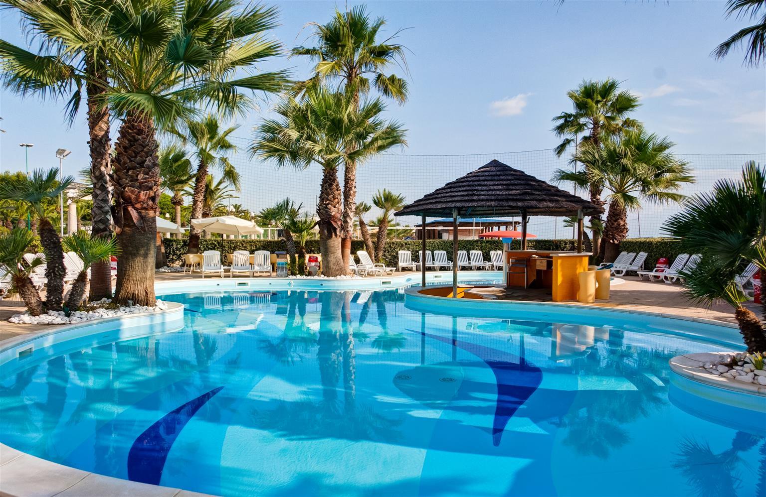 Hotel Europa Beach Village Джулианова Экстерьер фото